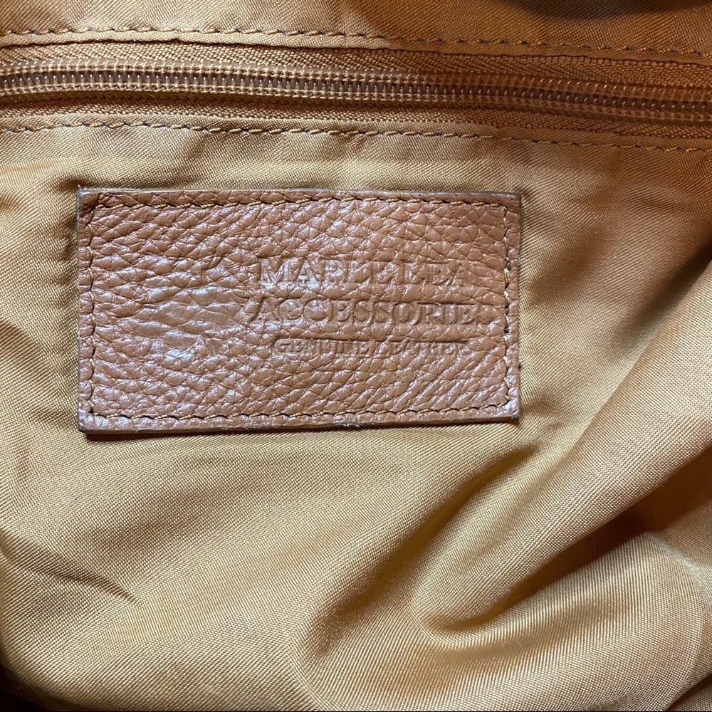 Maplelea accessories leather shoulder bag 🤌🏻 4 for $75 🤌🏻 - Picture 2 of 7